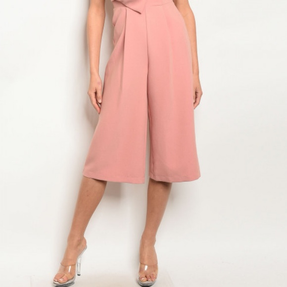 LAST ONE! Strapless Bow detail Jumpsuit - Picture 3 of 7